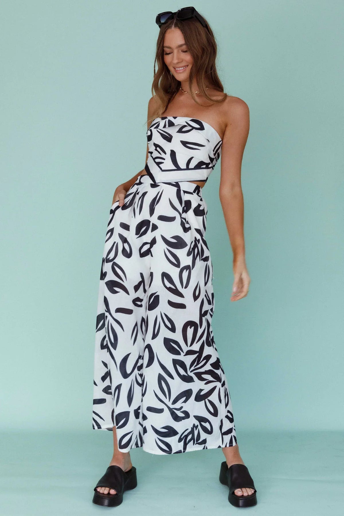Randi Tie-Back Top Leaf Print Black