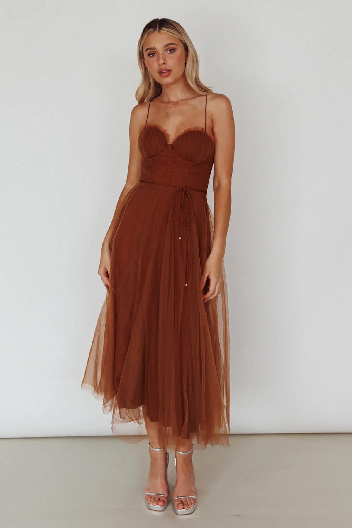 Smitten Sweetheart Neckline Chiffon Midi Dress Chocolate
