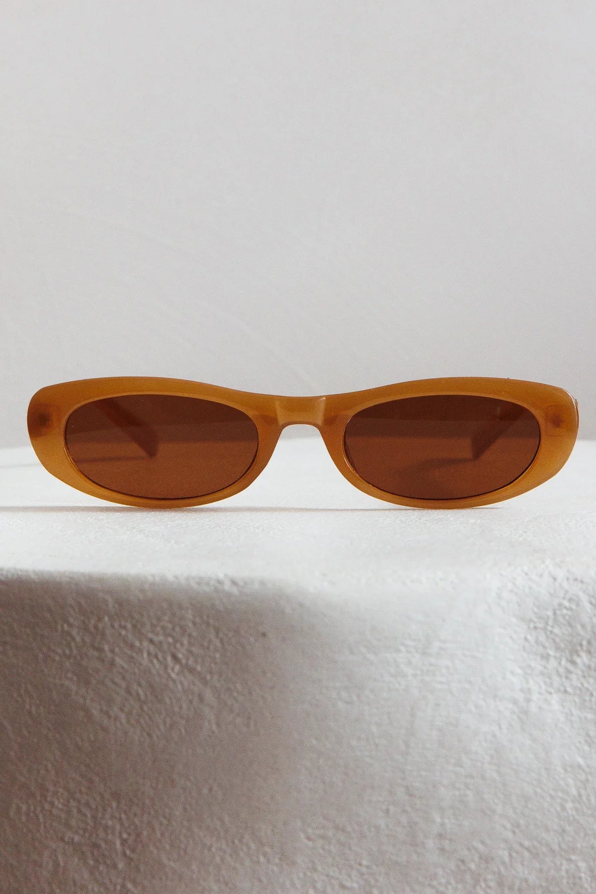 Live Loud Oval Sunglasses Brown