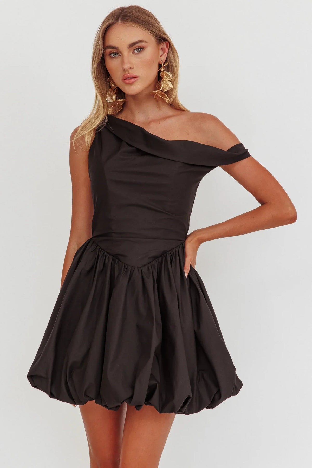 Celinda Asymmetric Neckline Balloon Mini Dress Black