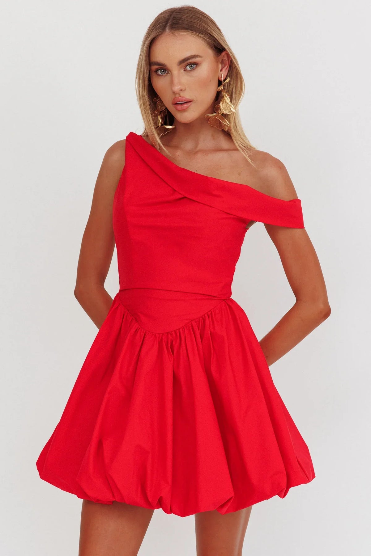 Celinda Asymmetric Neckline Balloon Mini Dress Red