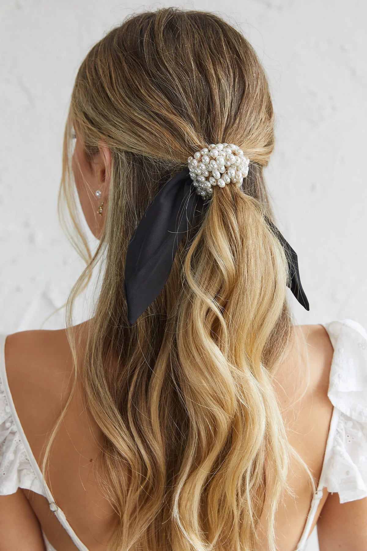 Carina Pearl & Satin Bow Hair Tie Black