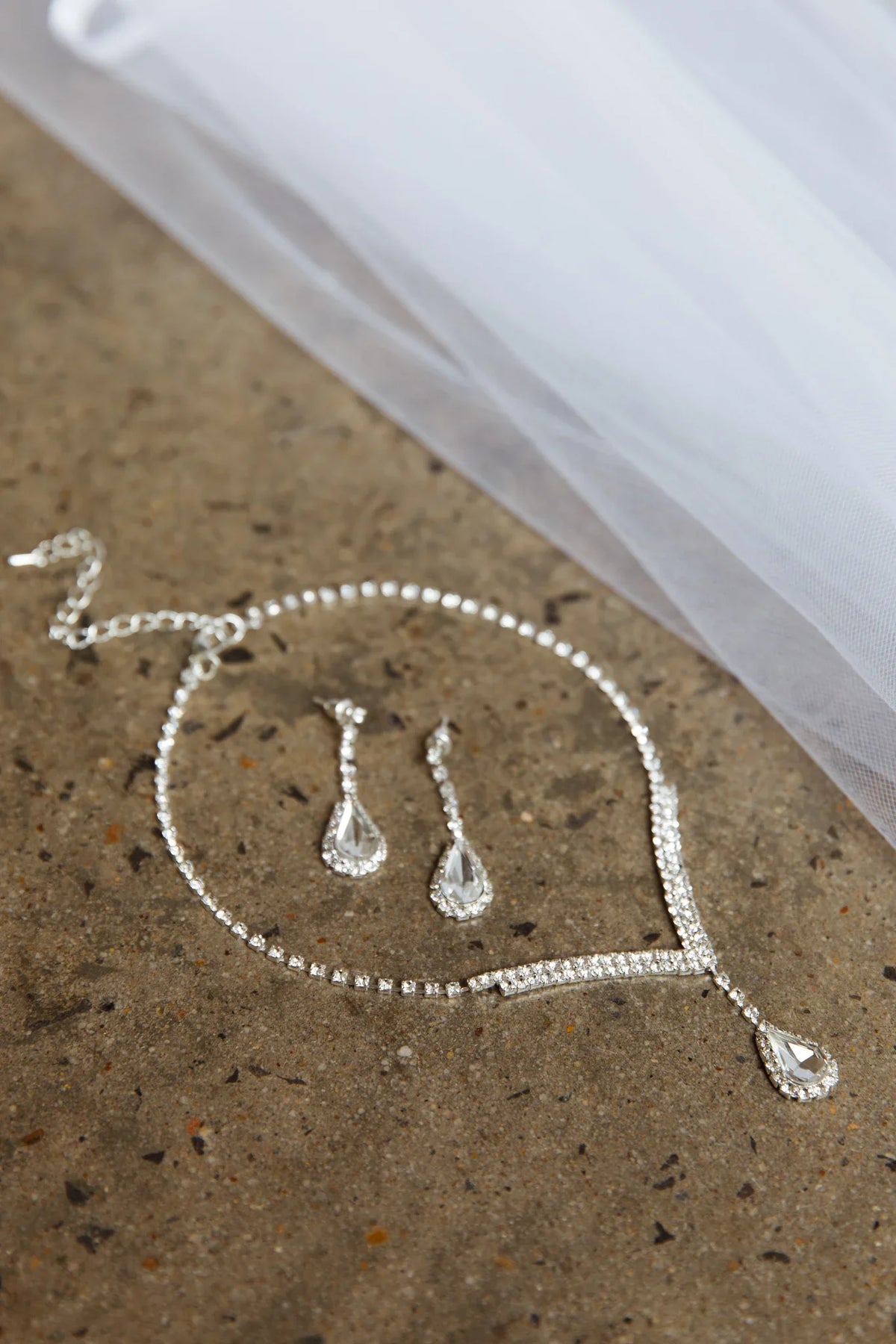 Melissa Diamante Necklace and Earrings Set Silver
