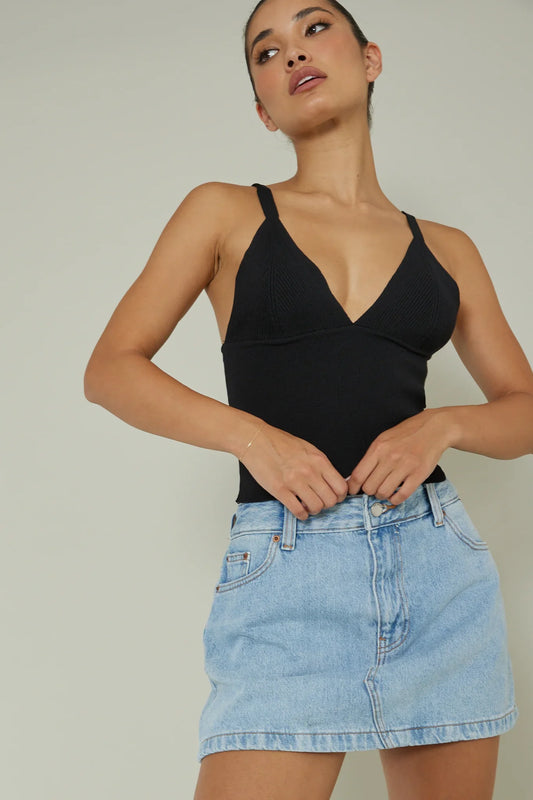 City V-Neck Knit Top Black