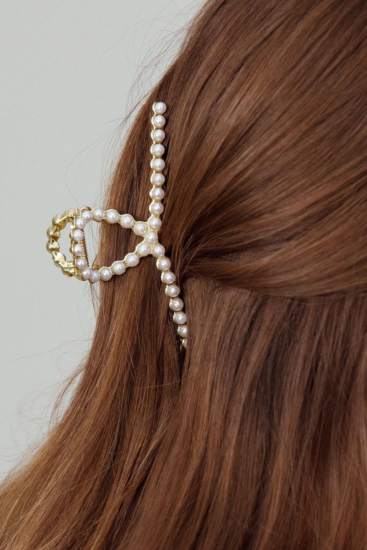 Hannah Pearl Twist Hair Claw Gold