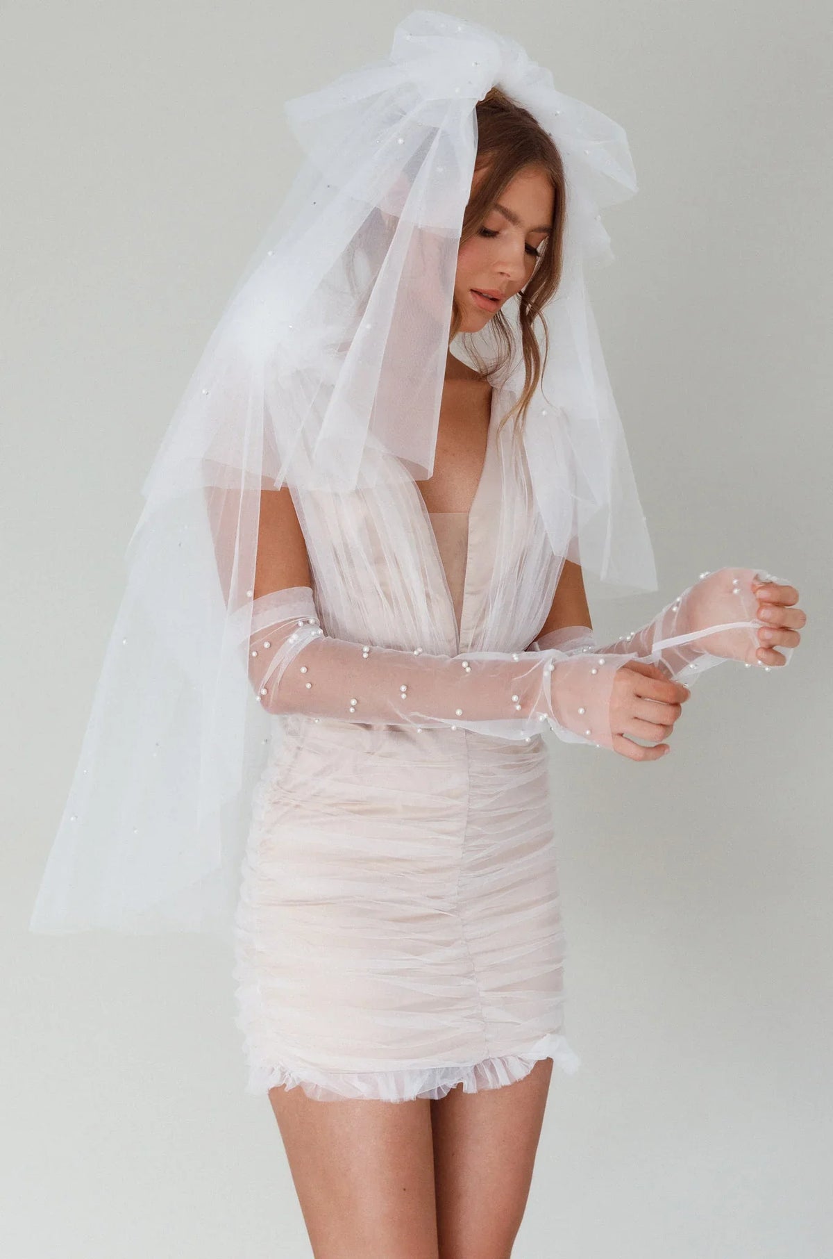 Unforgettable Pearl Veil White