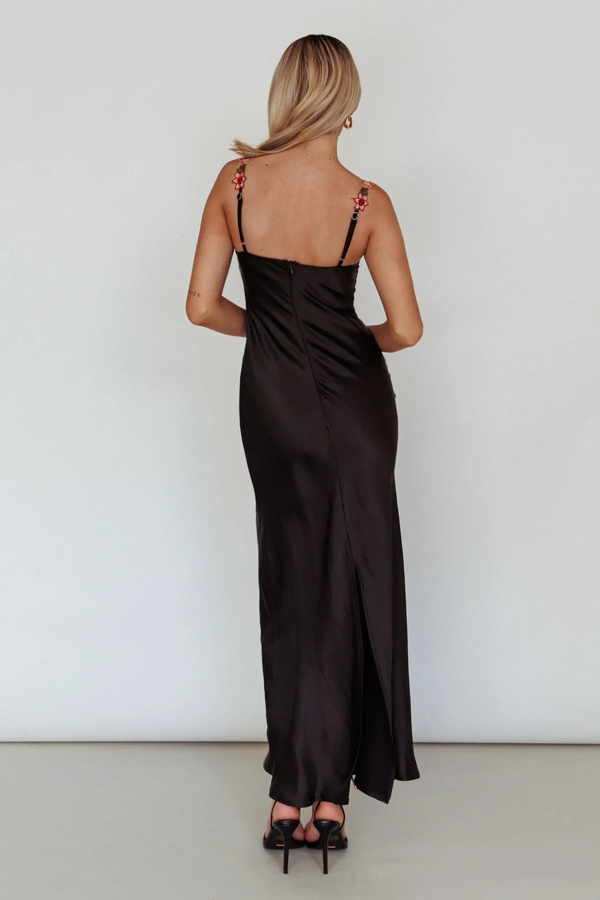 Rose Garden Floral Applique Midi Dress Black