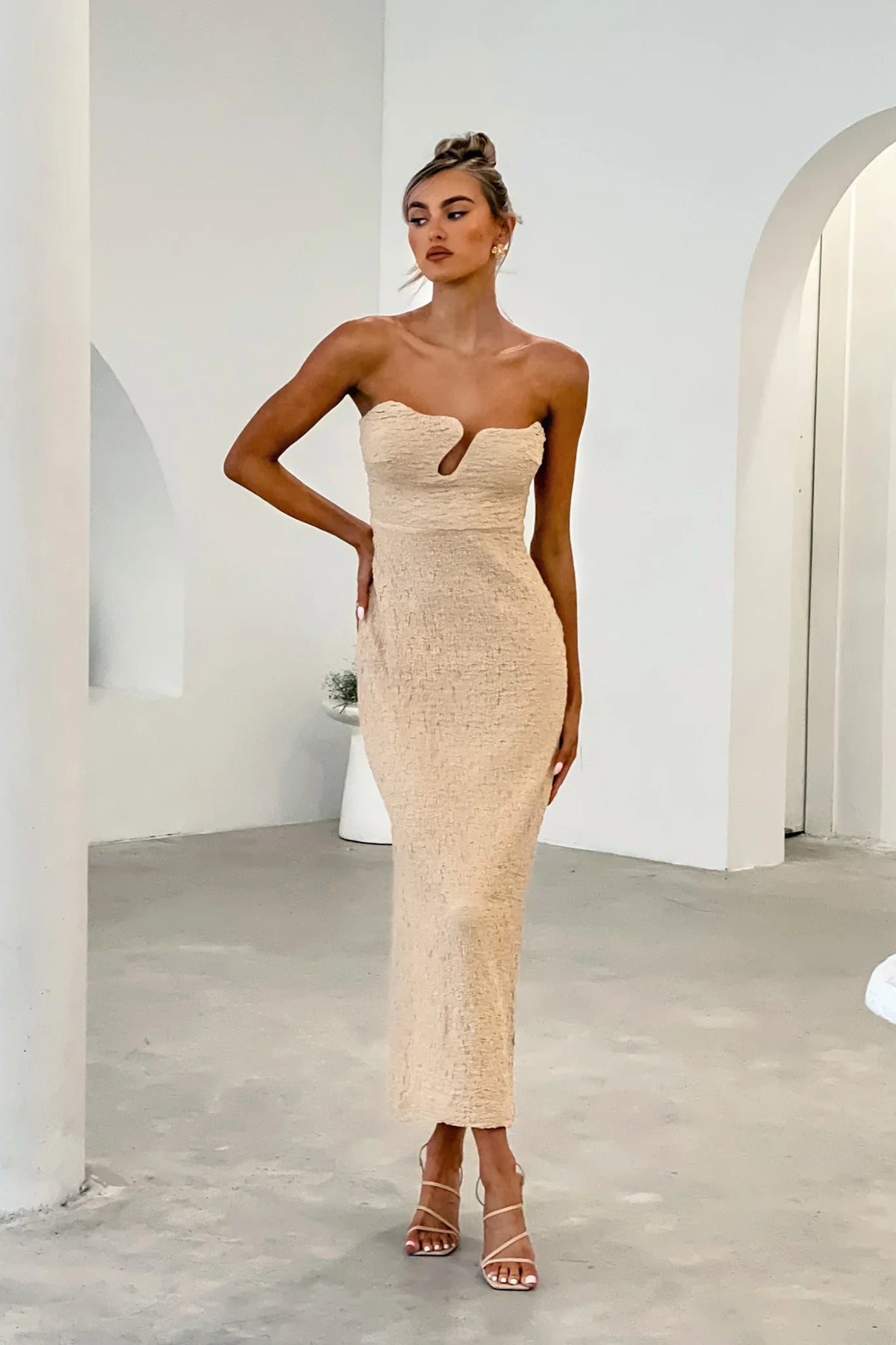 Horizon Strapless Textured Midi Dress Nude