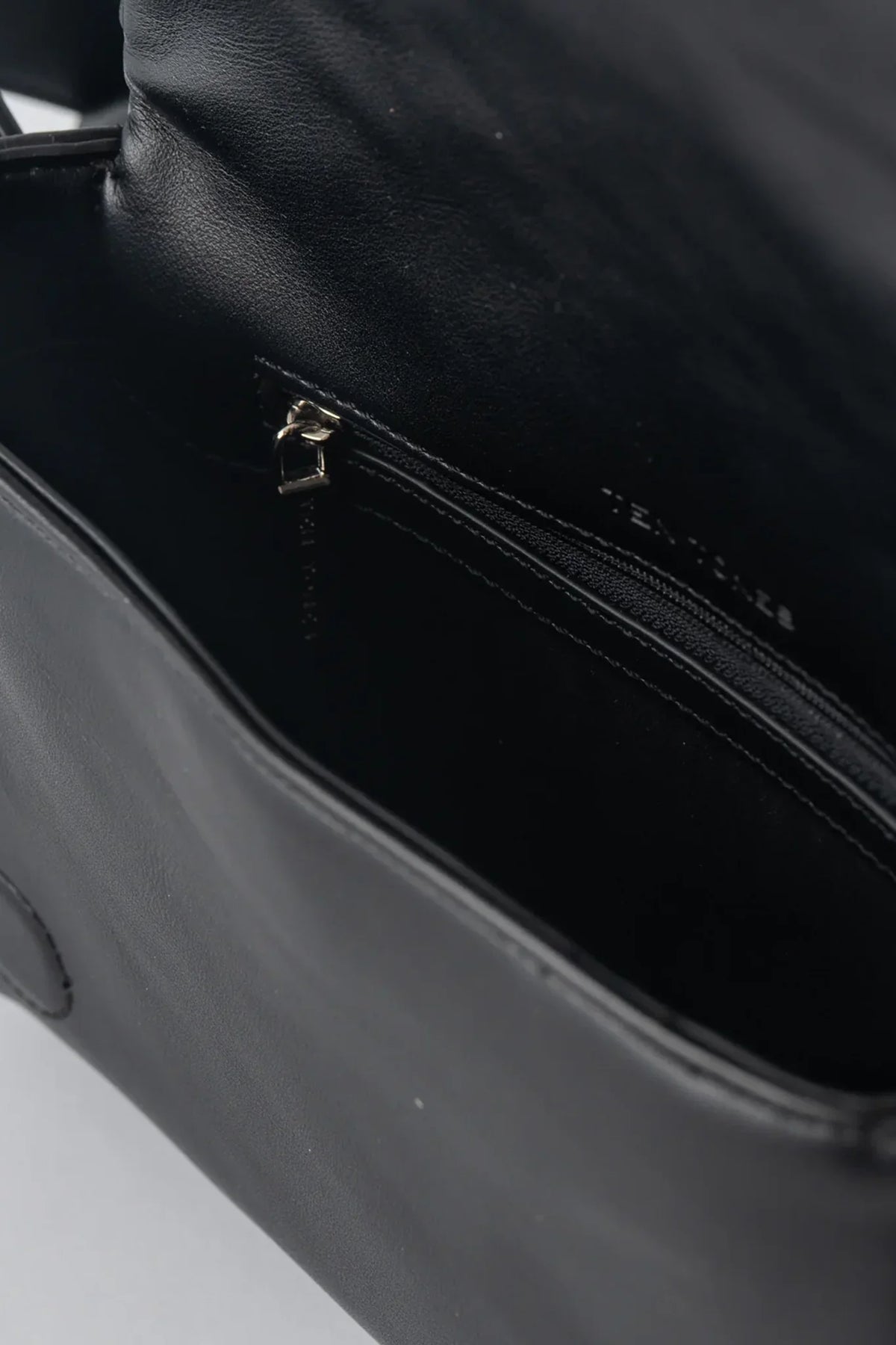 TEN TONES Azure Weave Bag Black