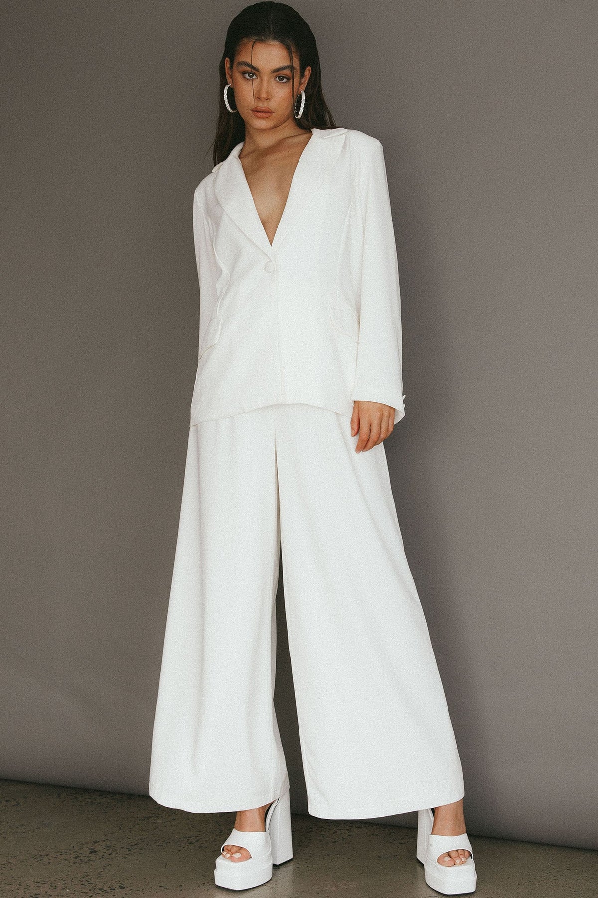 Vous Etes Belle Pleated Waist Pants White
