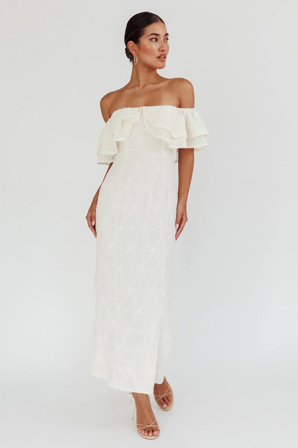 Beauty Within On-Off-Shoulder Maxi Dress Cream