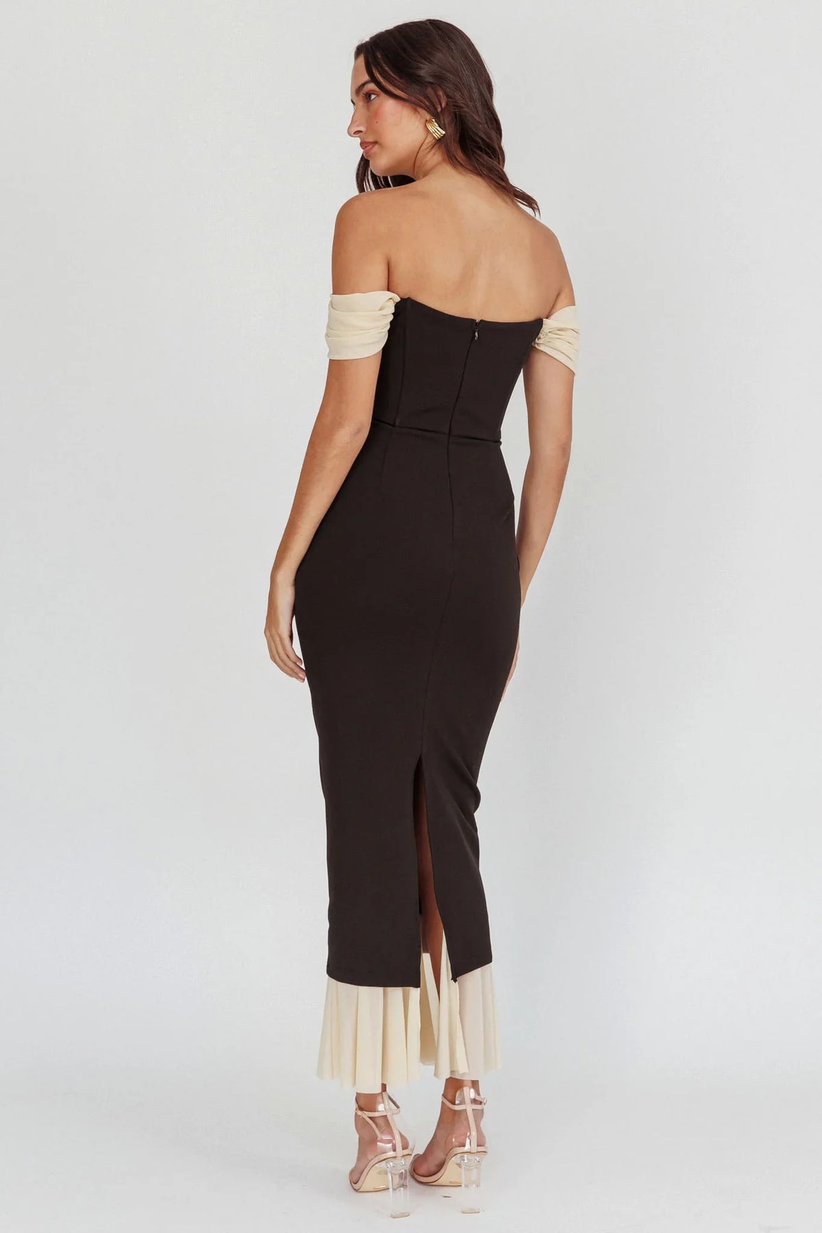 Freesia Off Shoulder Bodycon Maxi Dress Black