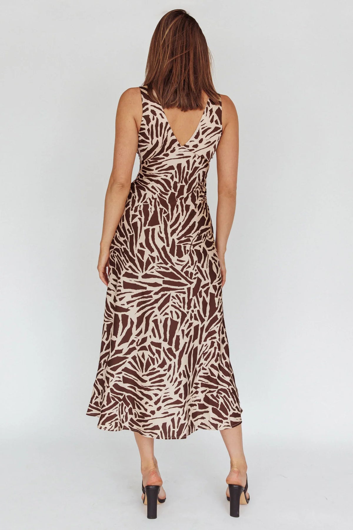 Turin V-Neckline Print Midi Dress Chocolate
