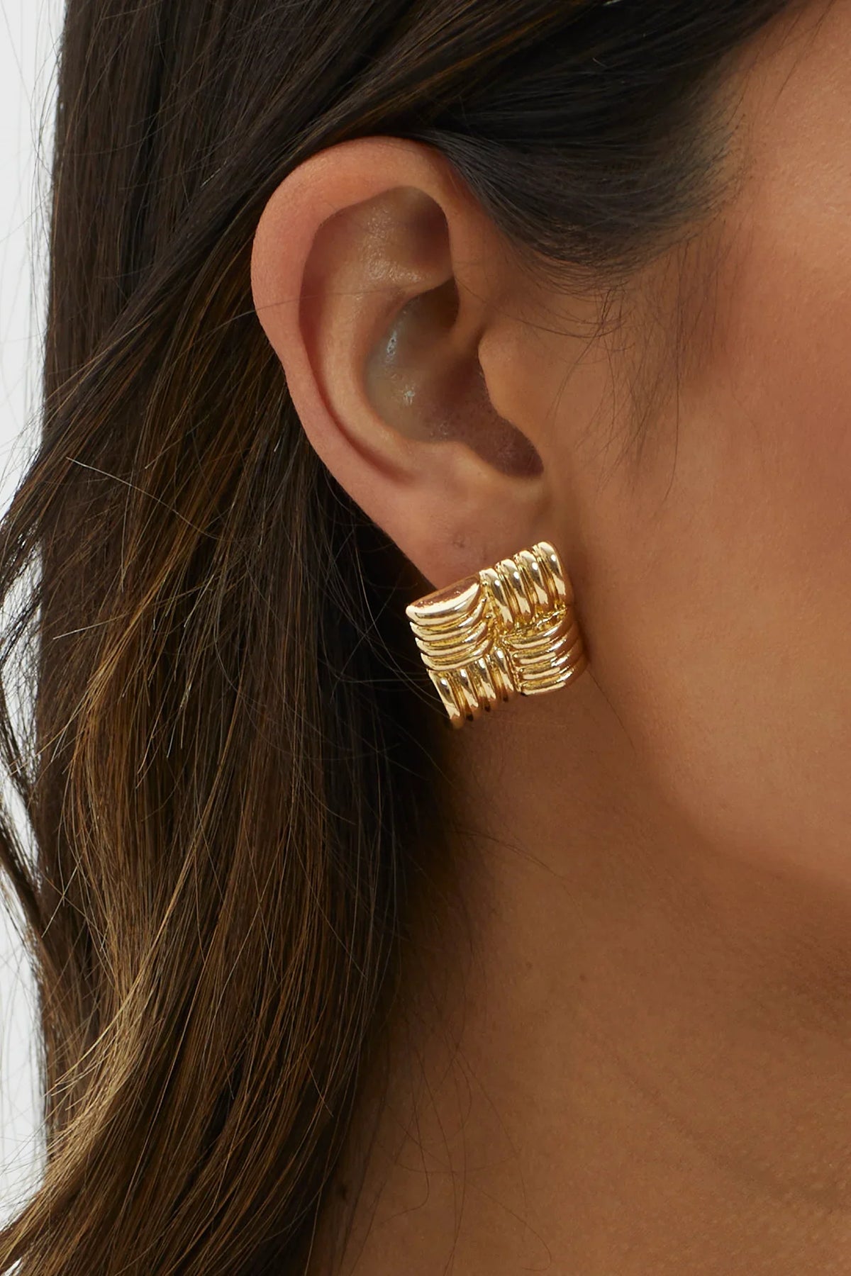 Manhattan Square Ribbed Earrings Gold