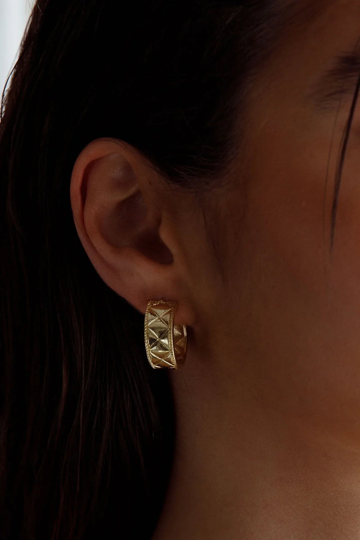 Gracie Etched Small Hoop Earrings Gold