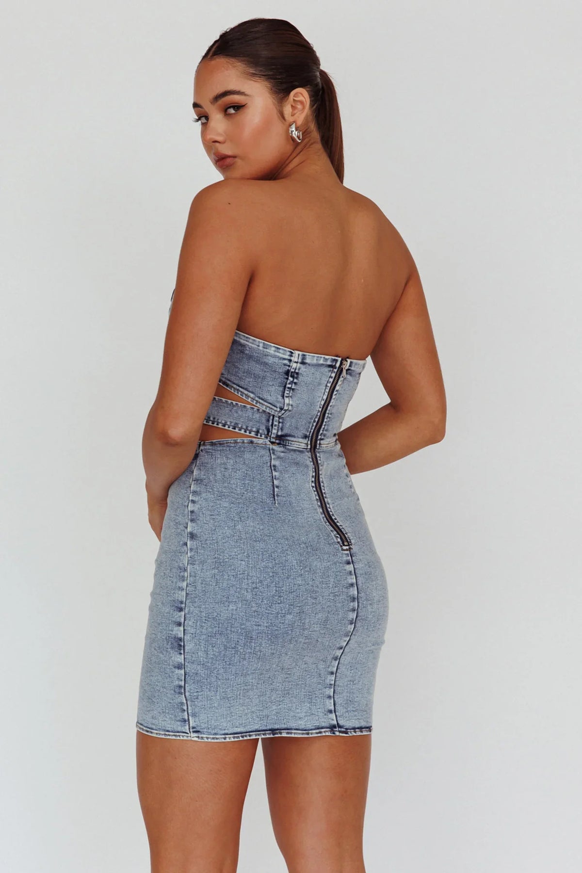 Jett Buckle Waist Mini Dress Denim Blue
